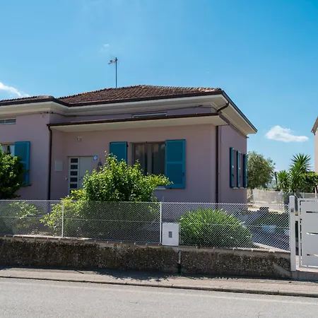 Leandra * San Costanzo