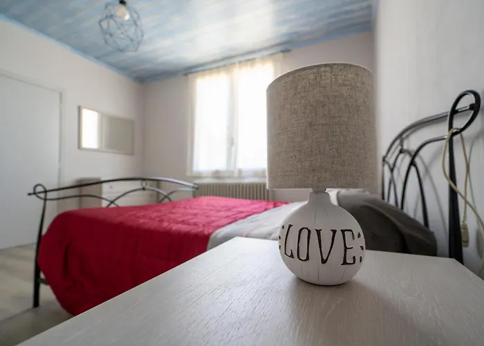 Leandra San Costanzo