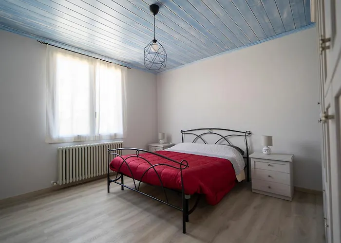 Leandra San Costanzo