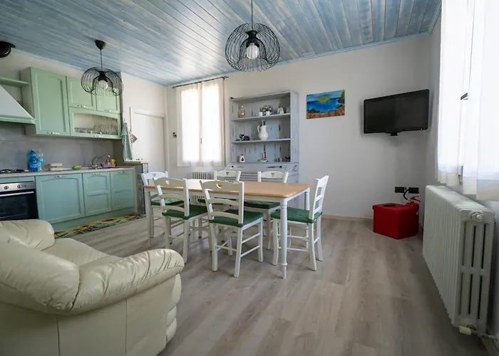 Leandra * San Costanzo