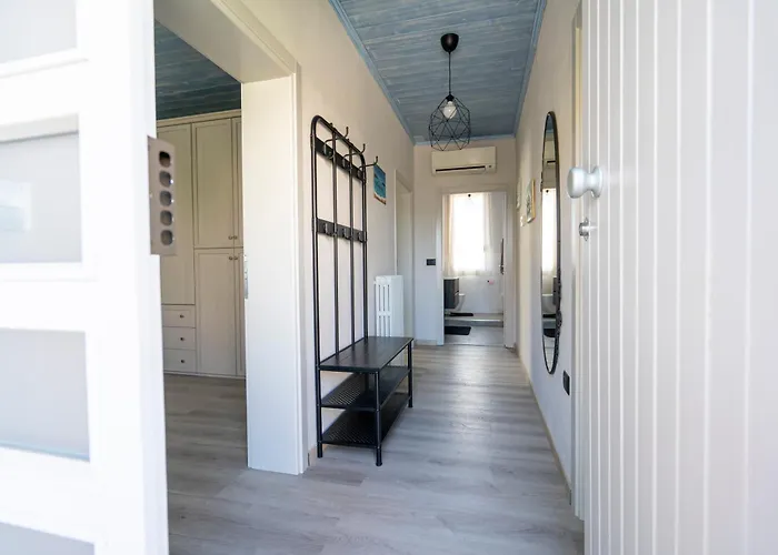 Holiday home Leandra