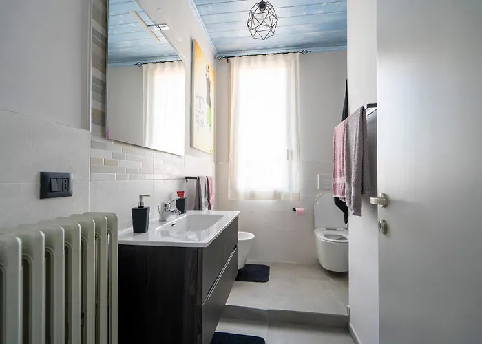 Leandra Holiday home San Costanzo